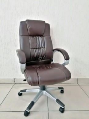 Кресло Barneo K-6 для руководителя (коричневая экокожа) в Магнитогорске - magnitogorsk.ok-mebel.com | фото